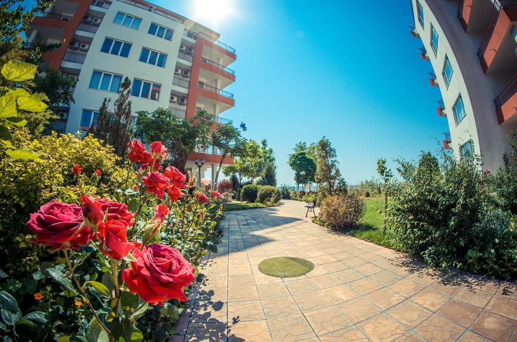 Riviera Fort Beach Apartments Ravda Kültér fotó